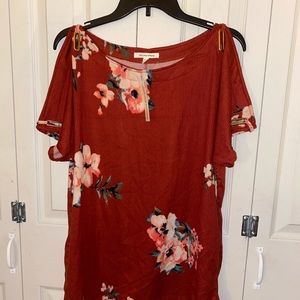 Cold shoulder floral top